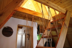 escalera-cabanas-en-alquiler-maquen